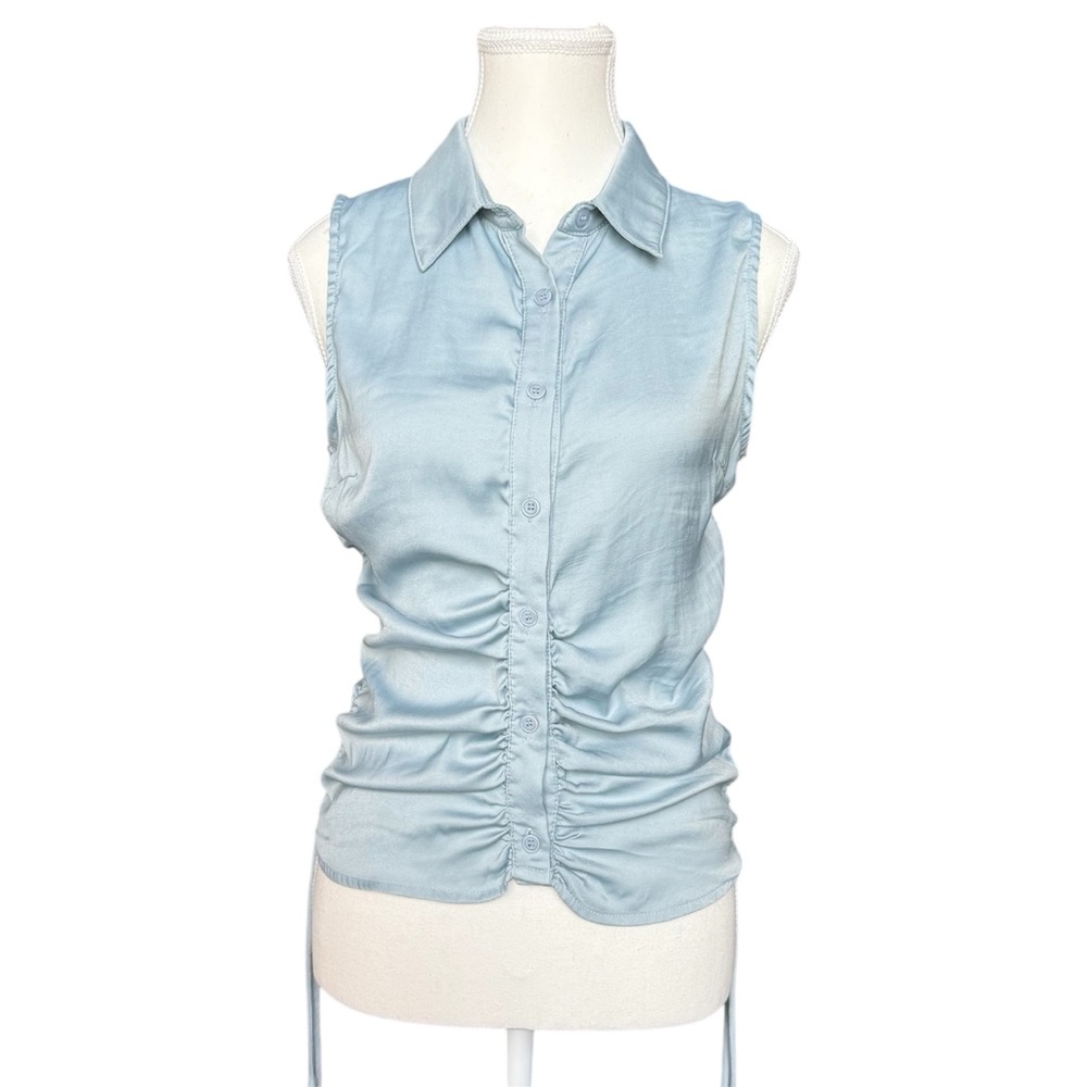 Fashion Nova Light Blue Sleeveless Button-Up Top